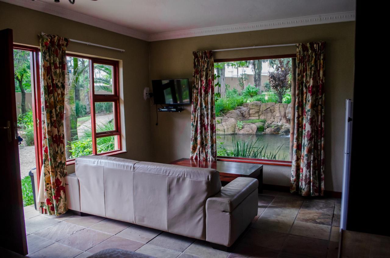 The Rivonia River Lodge Johannesburg Exterior photo